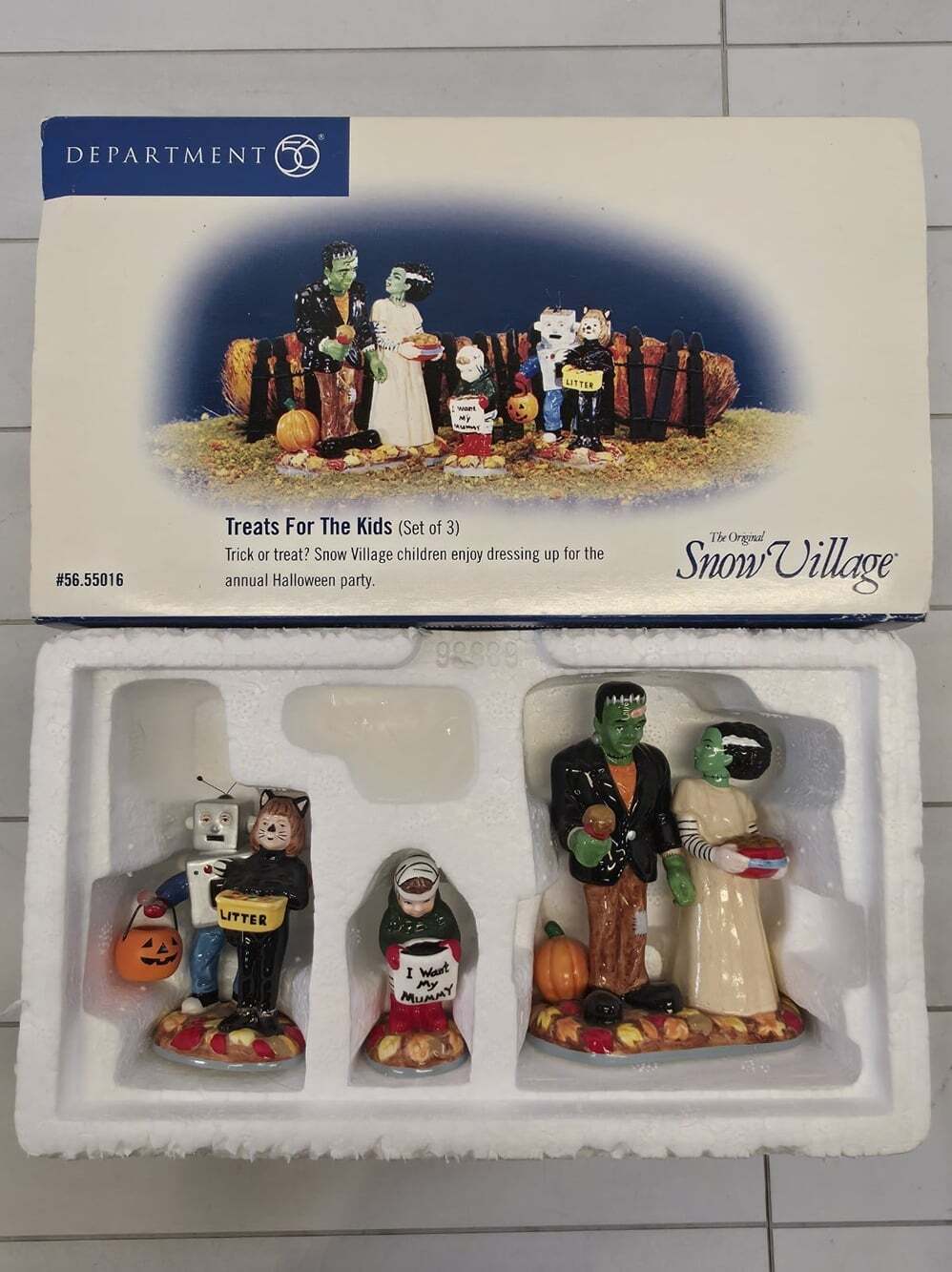 Dept 56 Snow Village Halloween Treats For The Kids #55016 Set of 3